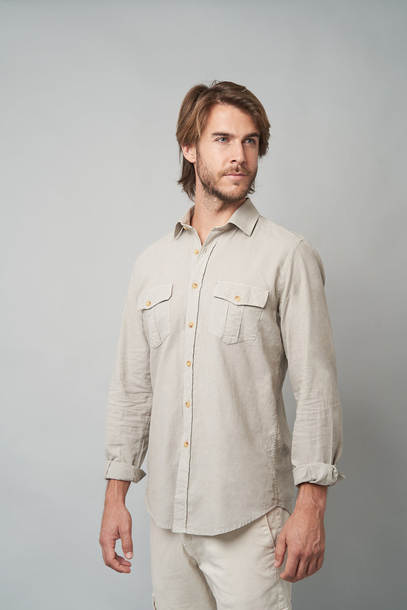 Camisa lino con bolsillos beige
